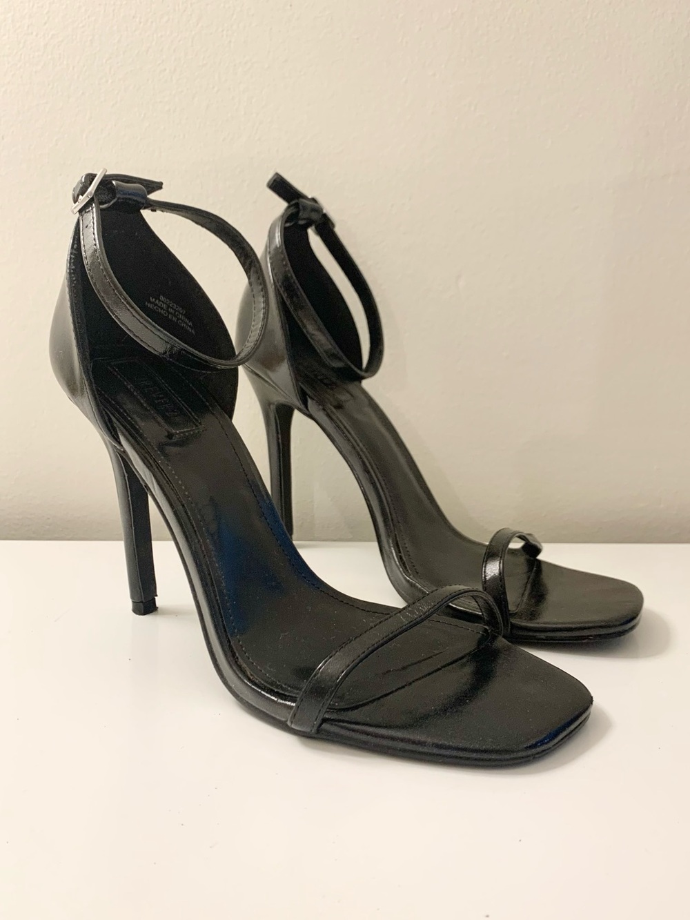 NEW Forever 21 Black Stiletto Heels